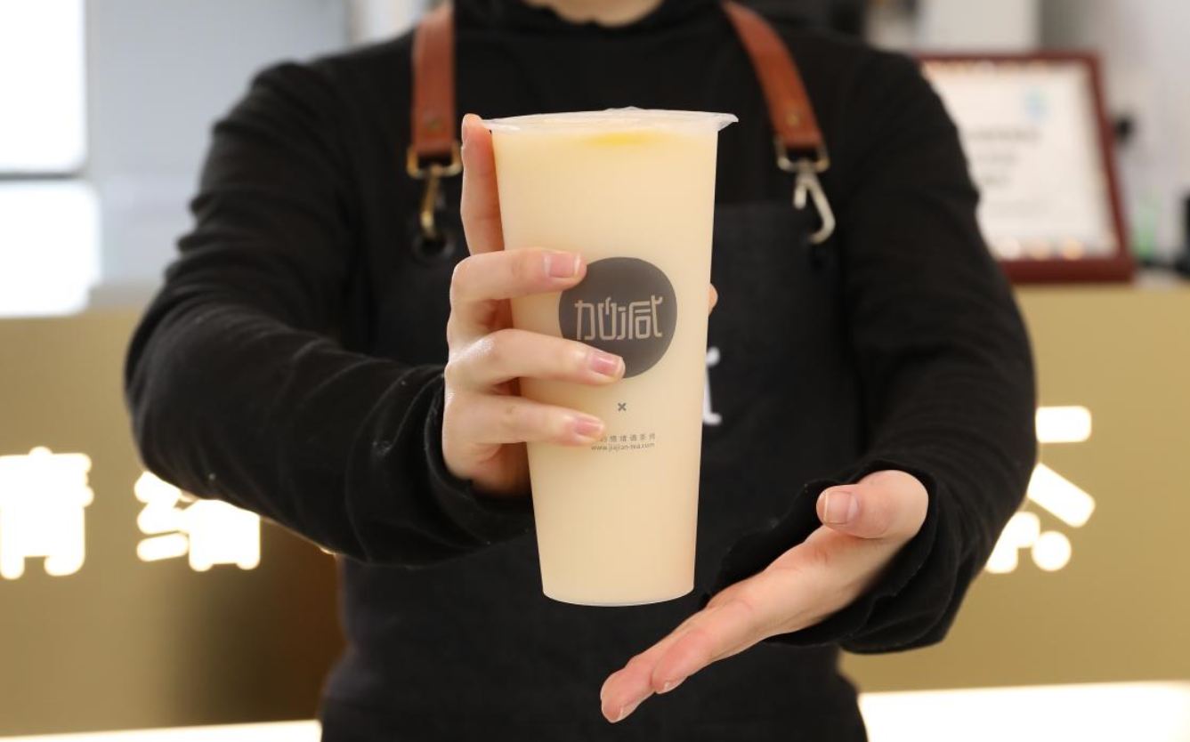 AG真人官方网茶饮：选择奶茶加盟应该考虑品牌哪些实力
